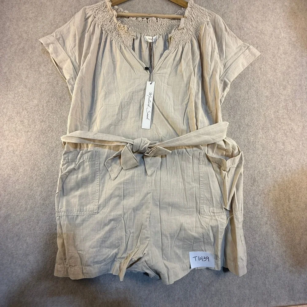 Mustard Seed Womens Beige Smocked Neck Belted Romper‎ Size Large NWT